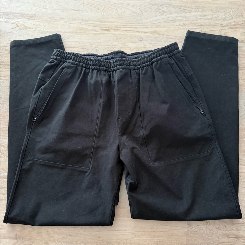 Lululemon Men's Black Pants w zip pockets